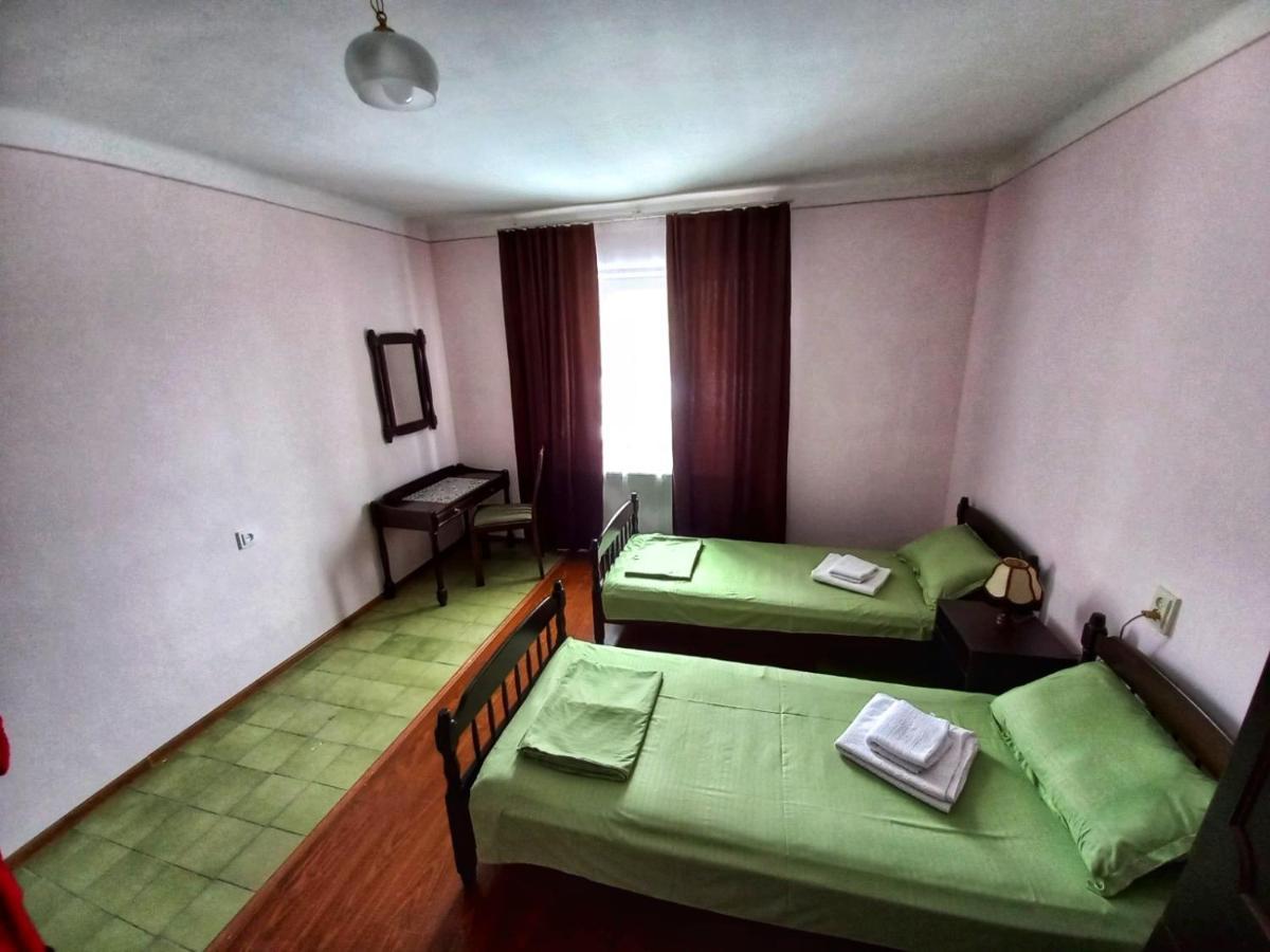 Guest House Top Floor Telavi Kültér fotó