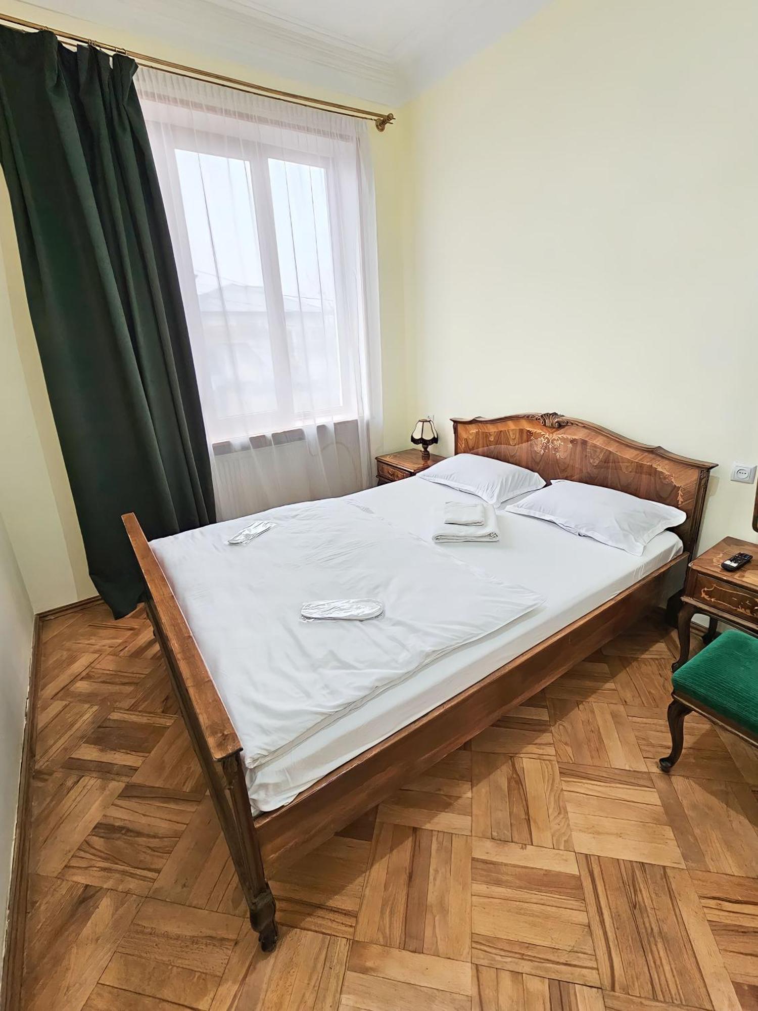Guest House Top Floor Telavi Kültér fotó