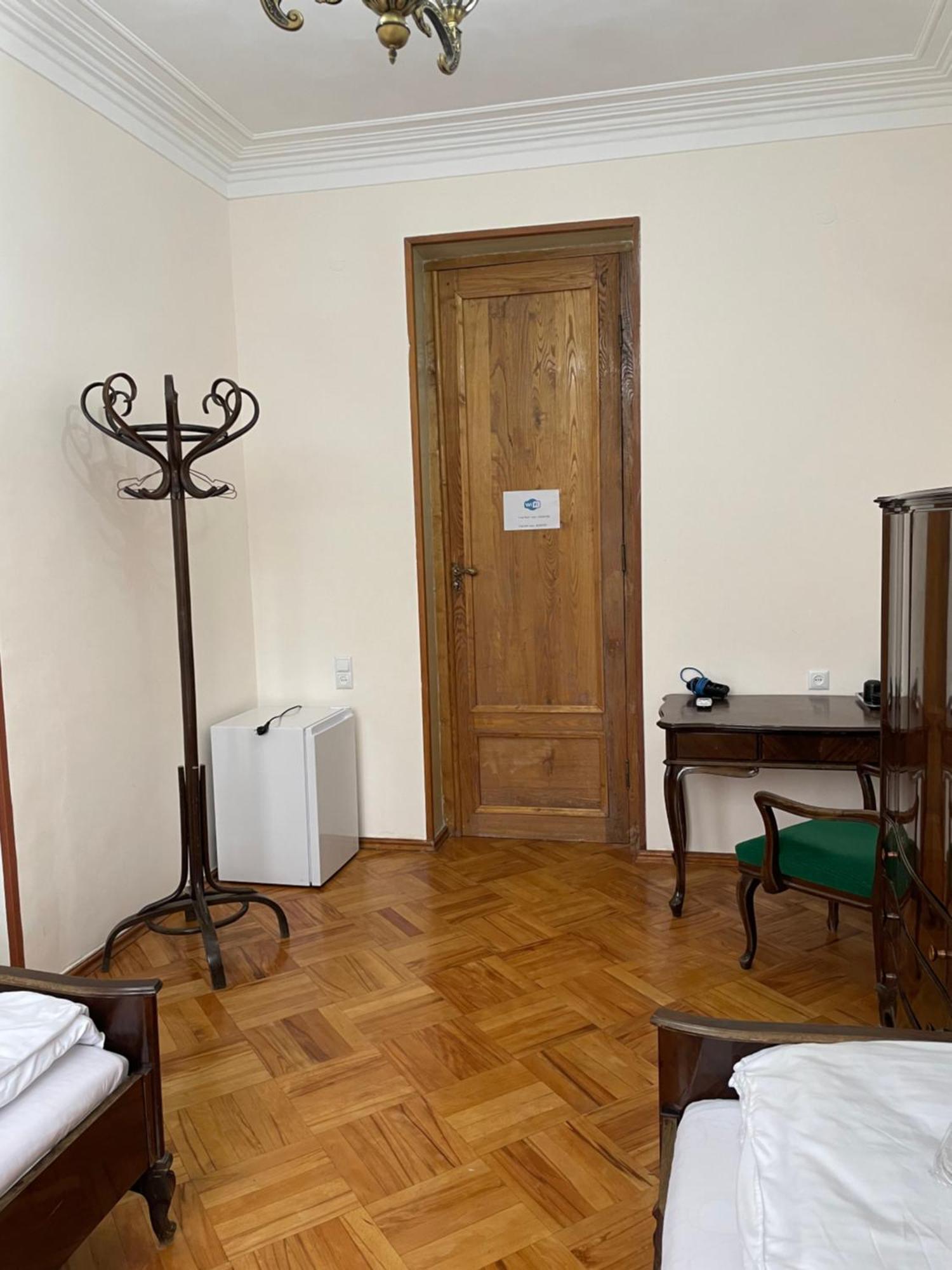 Guest House Top Floor Telavi Kültér fotó