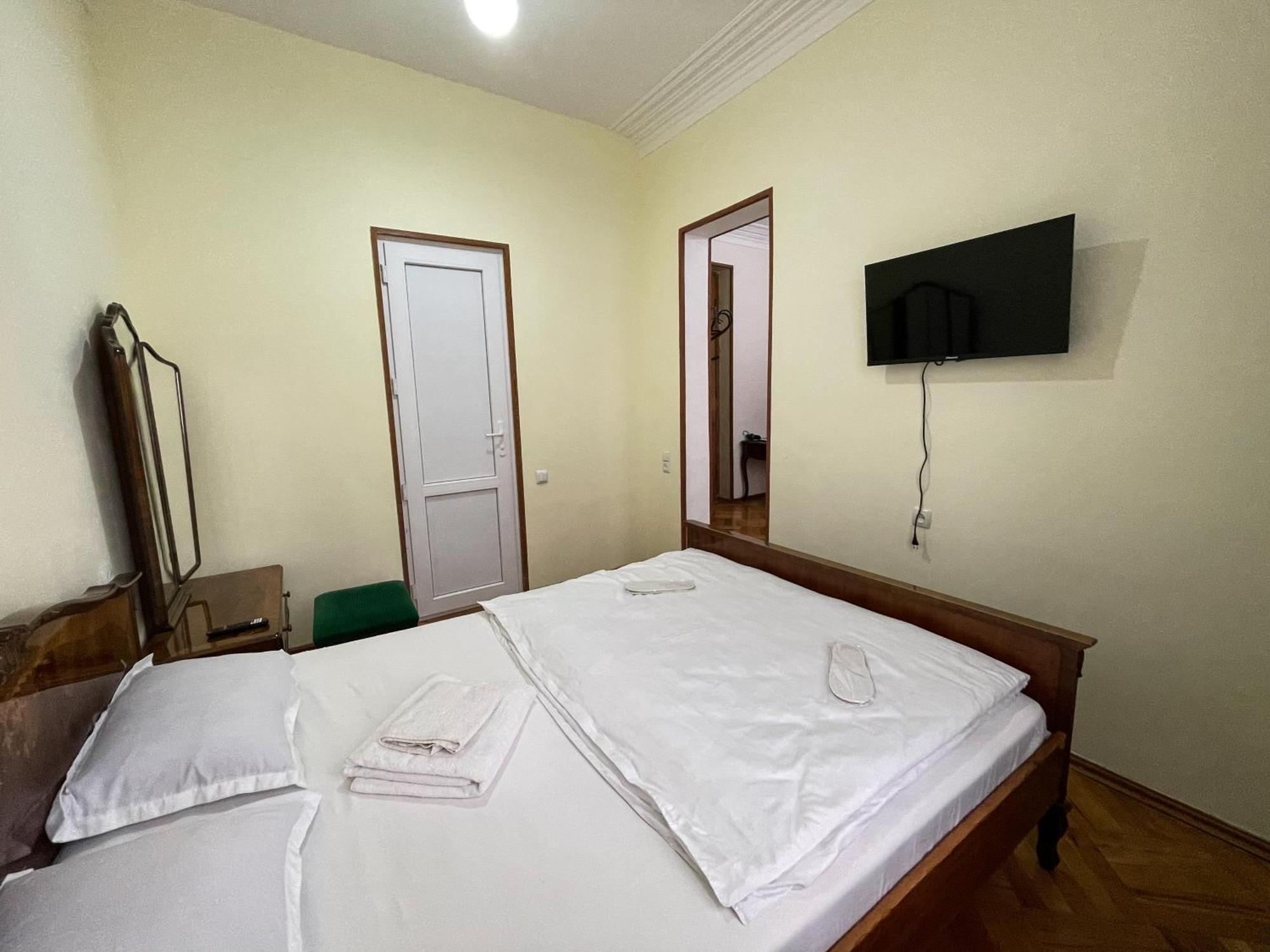 Guest House Top Floor Telavi Kültér fotó