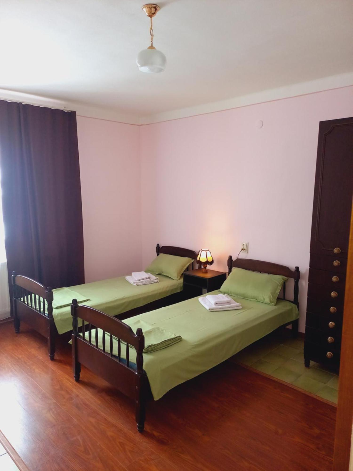 Guest House Top Floor Telavi Szoba fotó