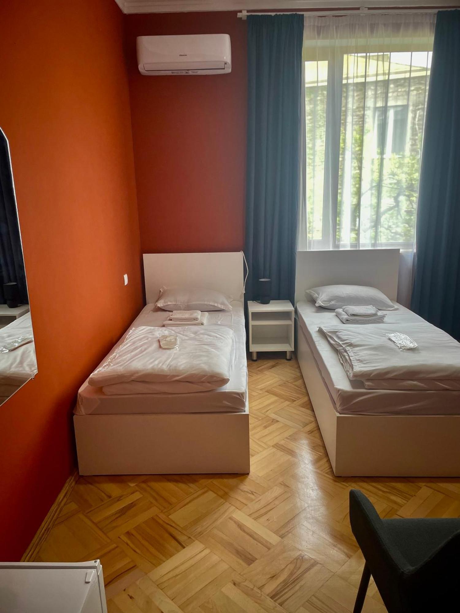 Guest House Top Floor Telavi Szoba fotó